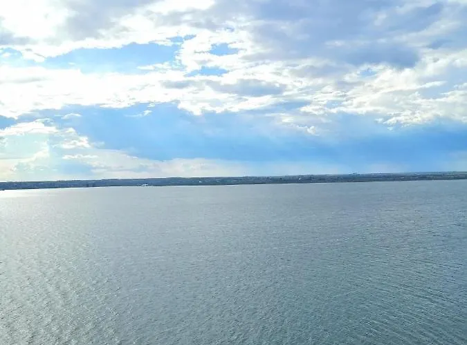 Lejlighed Spatios Cu 2 In Centrul Statiunii -73mp - ! Mamaia