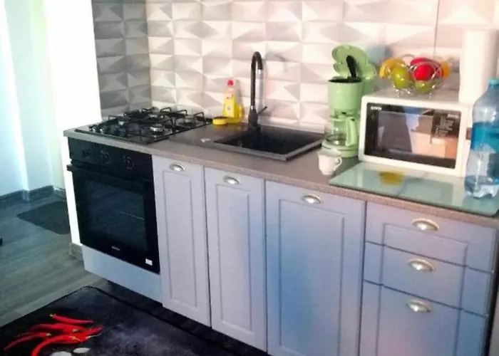 Lejlighed Spatios Cu 2 In Centrul Statiunii -73mp - ! Mamaia