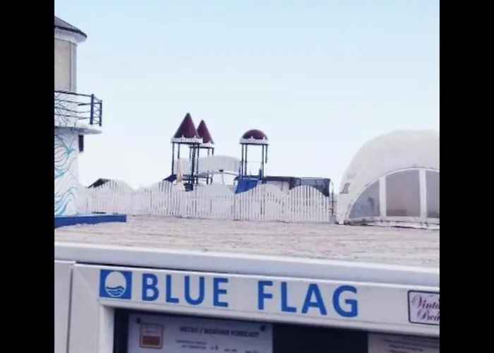 Spatios Cu 2 In Centrul Statiunii -73mp - ! *