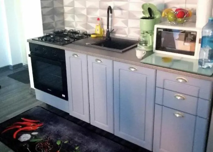 Spatios Cu 2 In Centrul Statiunii -73mp - ! Mamaia